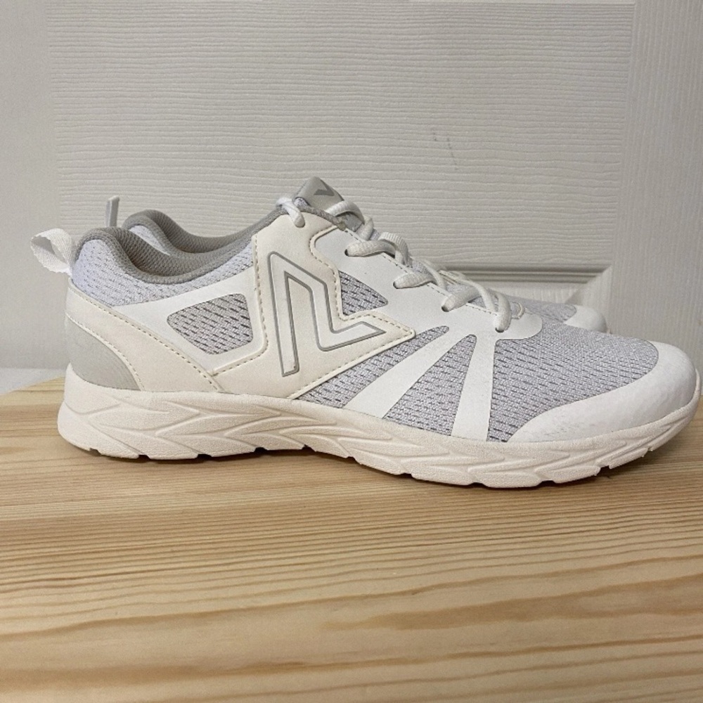 Vionic 335 Miles Women’s Walking Sneakers Shoes White Size 11